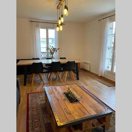 Appartement Terrasse Au Centre De Serris 塞里斯 外观 照片